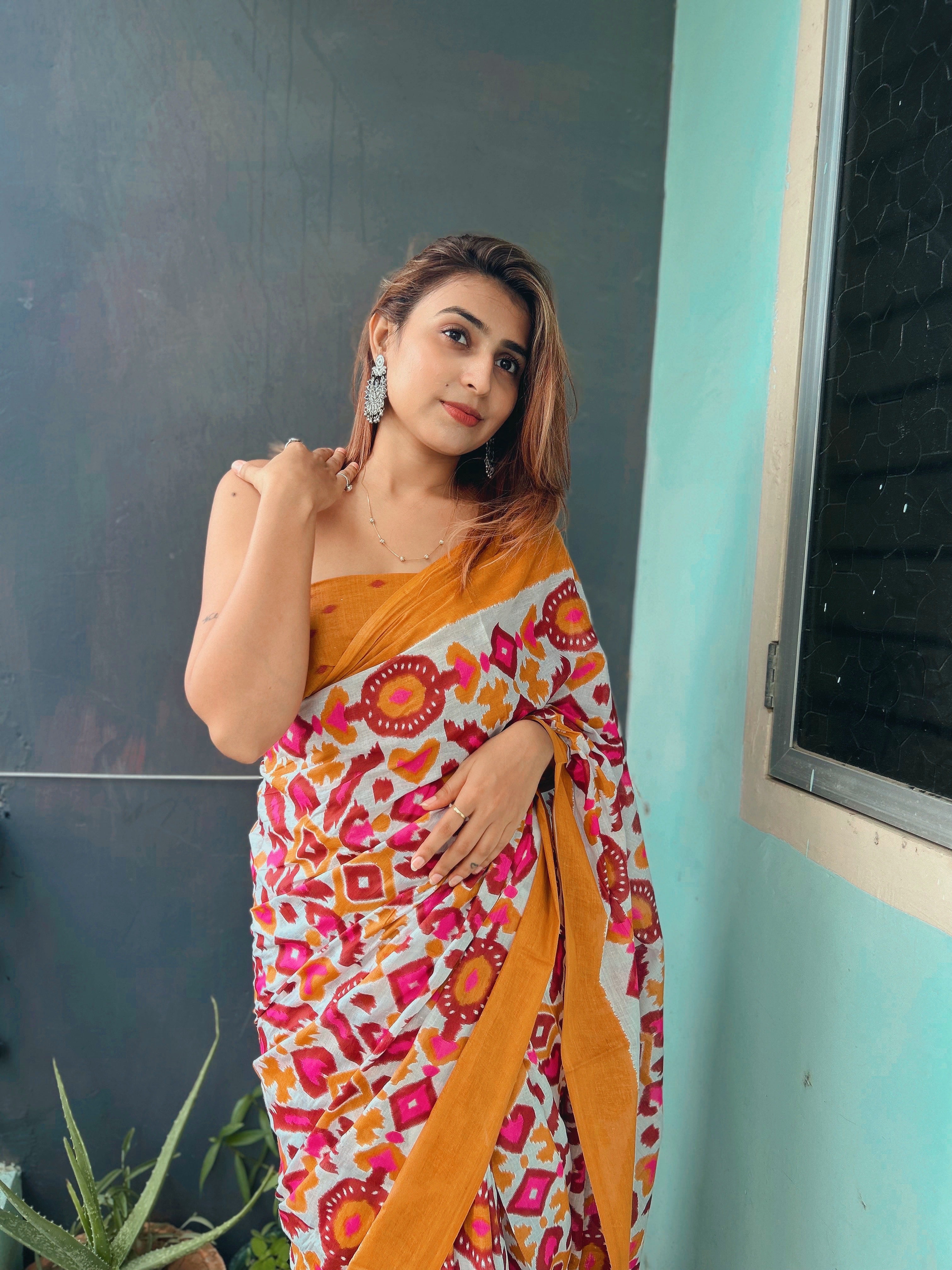 Fumka Handicrafts Women's Ikat Hand Block Print Pure Soft Mulmul Cotton Saree with Blouse Piece
