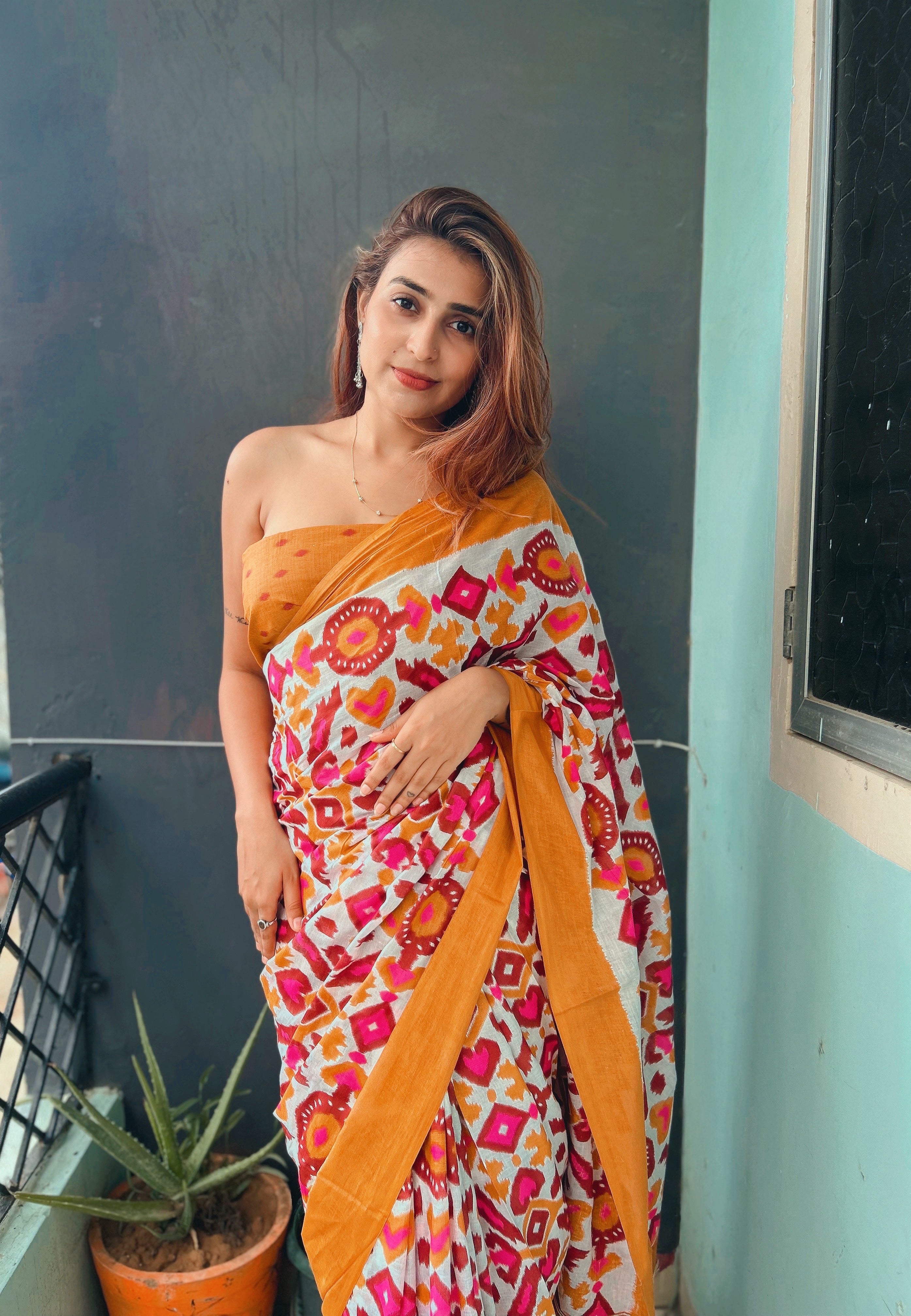 Fumka Handicrafts Women's Ikat Hand Block Print Pure Soft Mulmul Cotton Saree with Blouse Piece