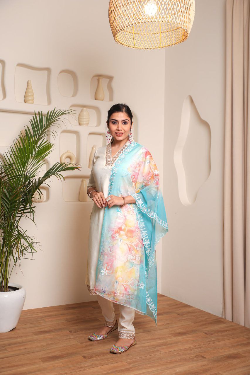 Fumka Chanderi Cotton Kurti Set with Full Inner for a perfect blend of comfort and grace!