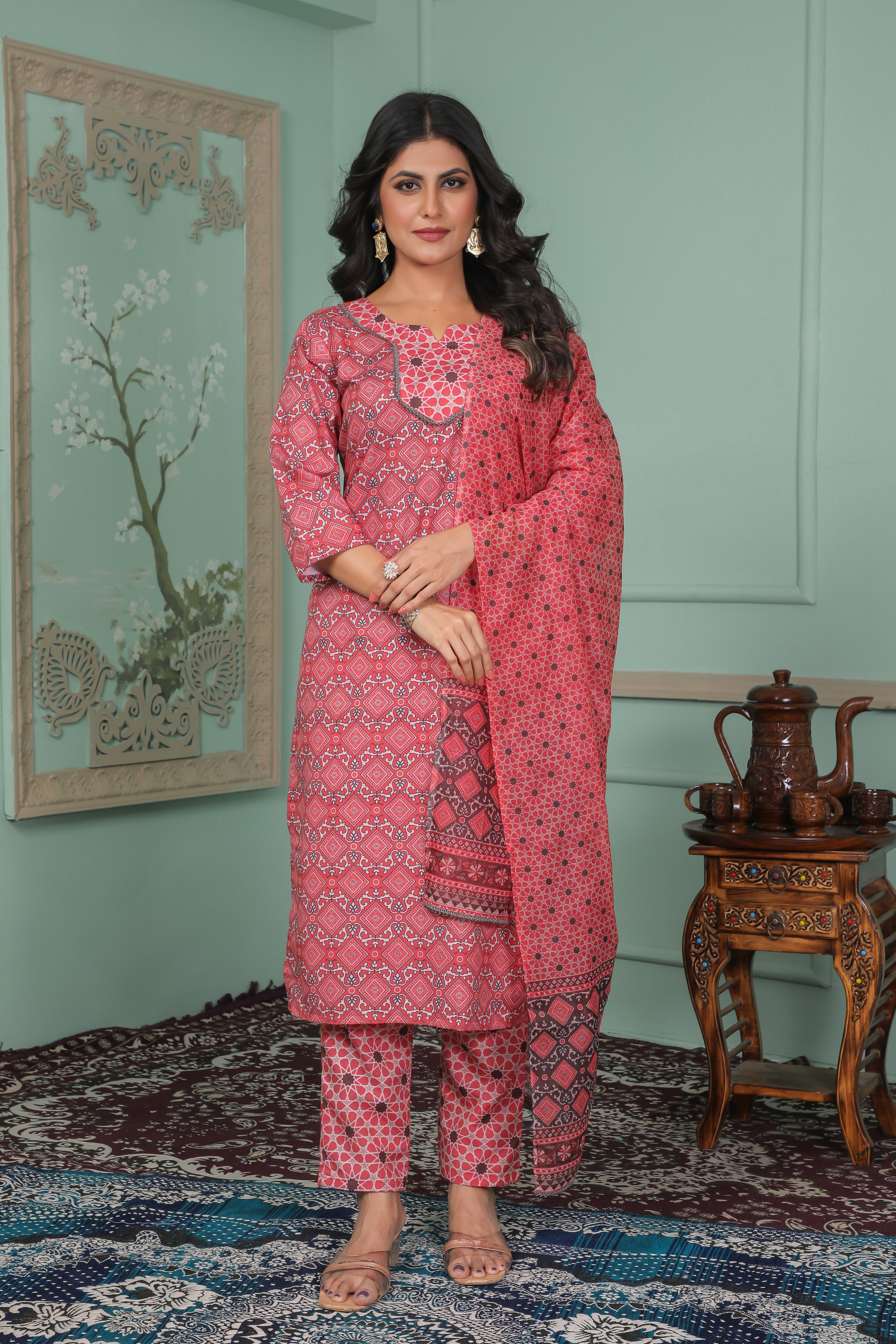 Fumka Rayon Slub Kurti Set with Elegant Printed Design and Matching Bottom – A Perfect Blend of Comfort and Grace!