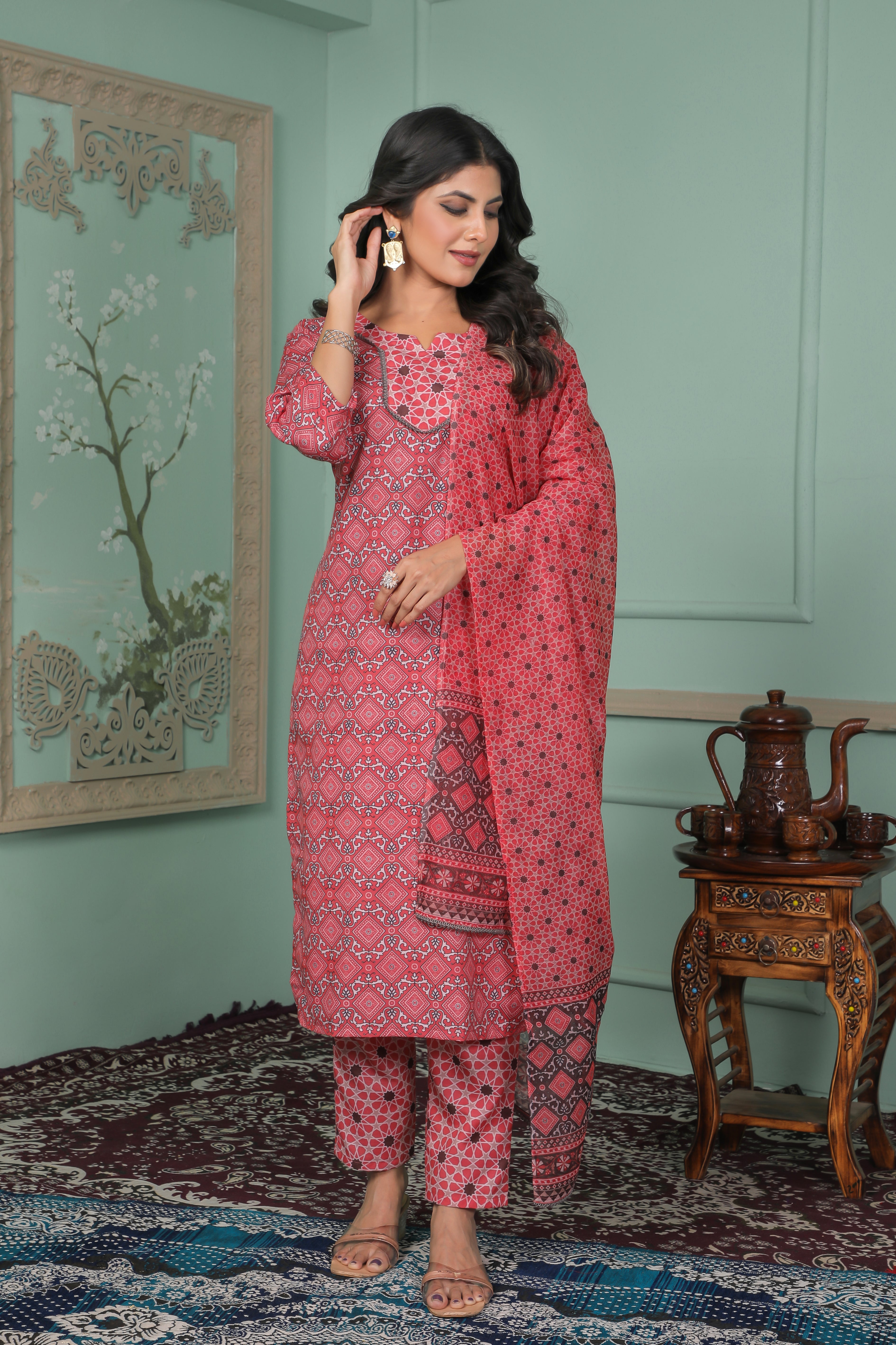 Fumka Rayon Slub Kurti Set with Elegant Printed Design and Matching Bottom – A Perfect Blend of Comfort and Grace!