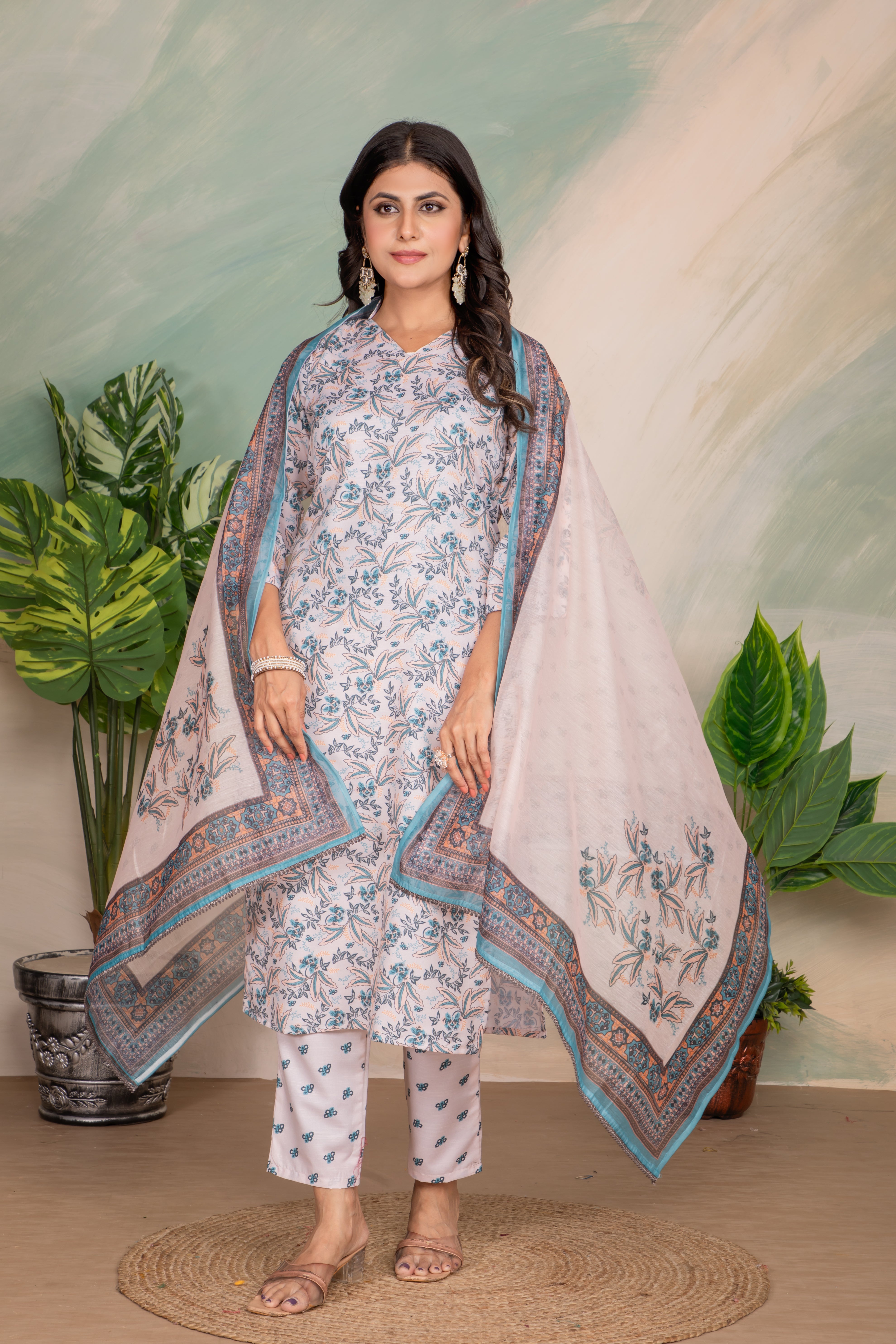 Fumka Cotton Printed Kurti Set with Lace Work and matching bottom for a perfect blend of comfort and grace!